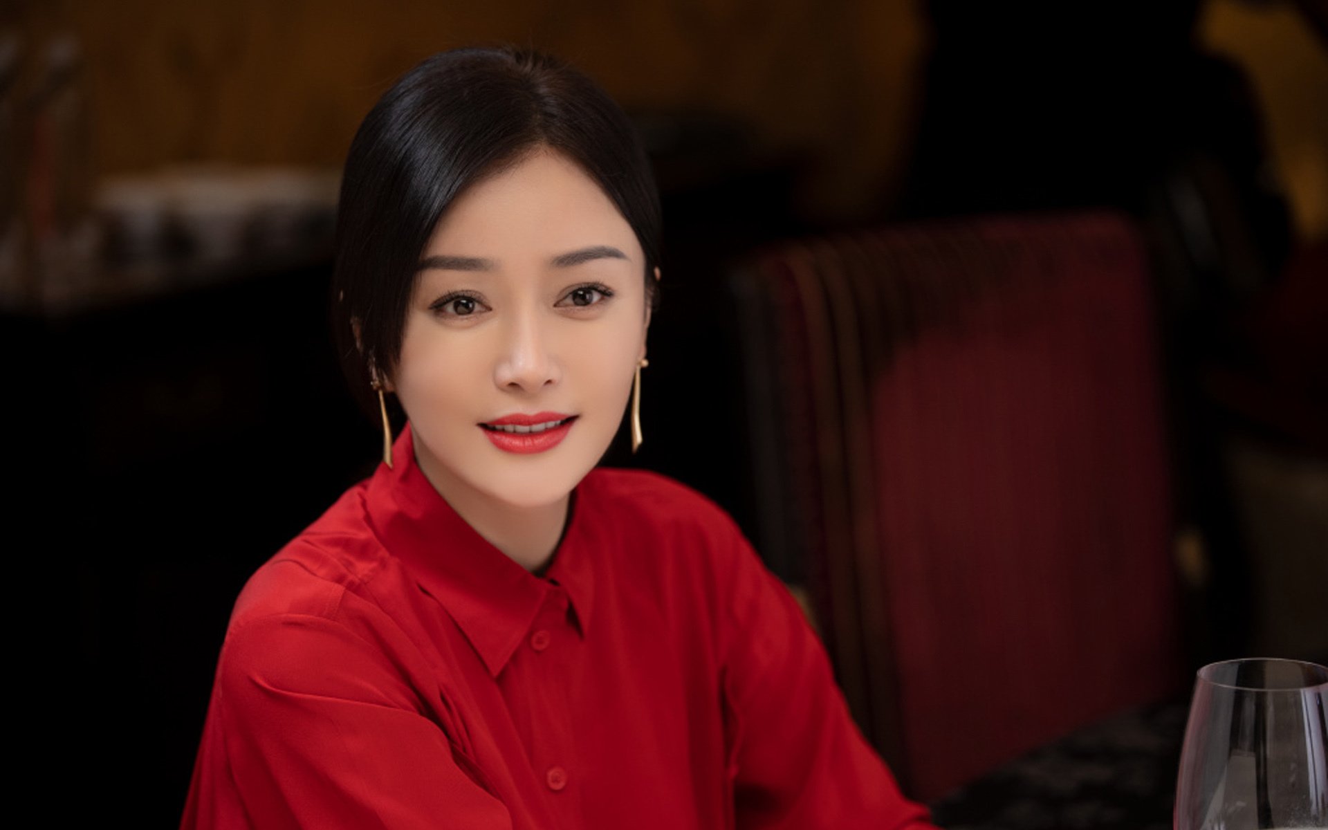 九游app下载中心-历史上的今日：足球场上的那些动人瞬间，足球场上的经典时刻