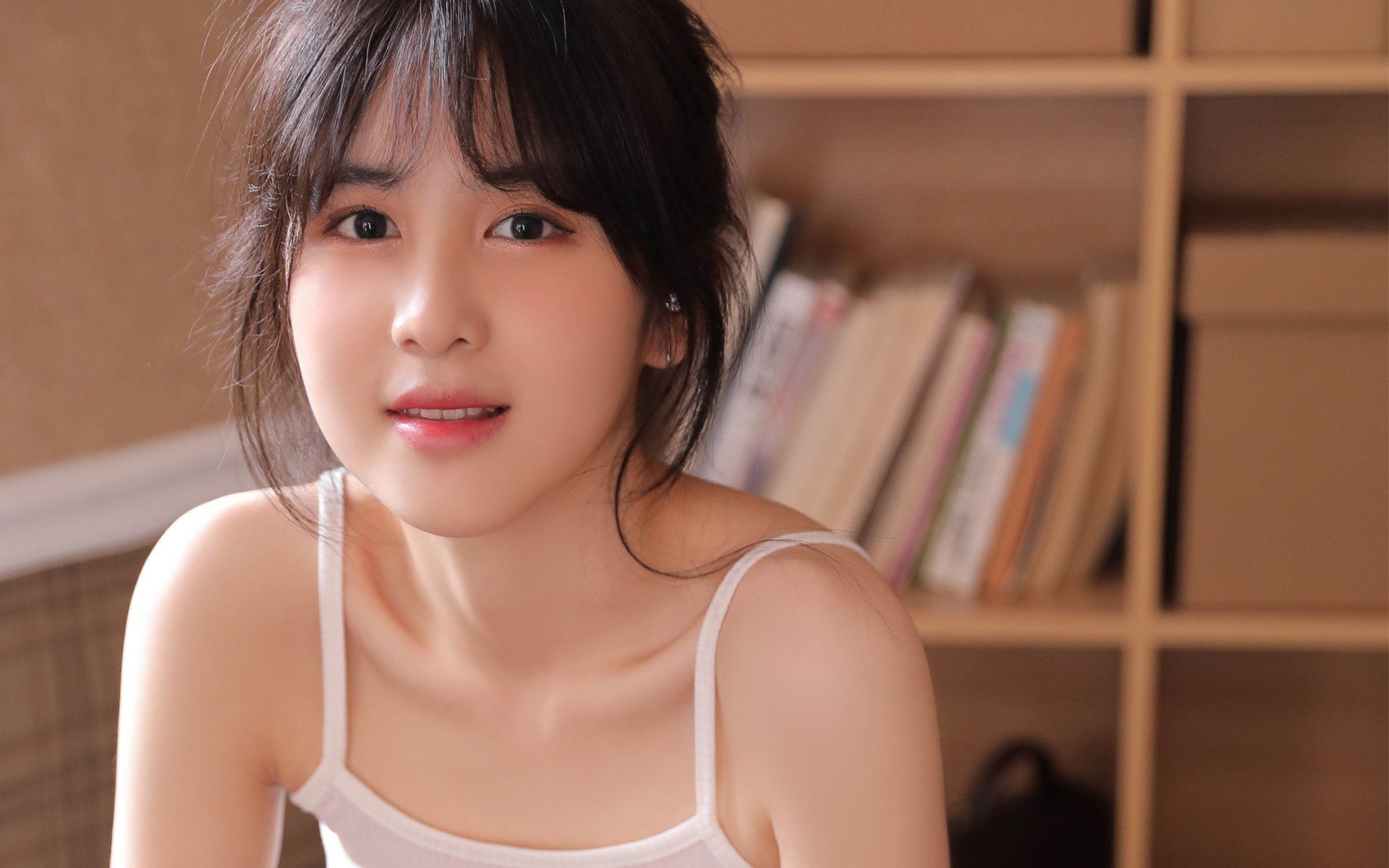 西班牙反曲弓女队在欧洲锦标赛四分之一决赛中负于中国队，竞技反曲弓正确射箭姿势