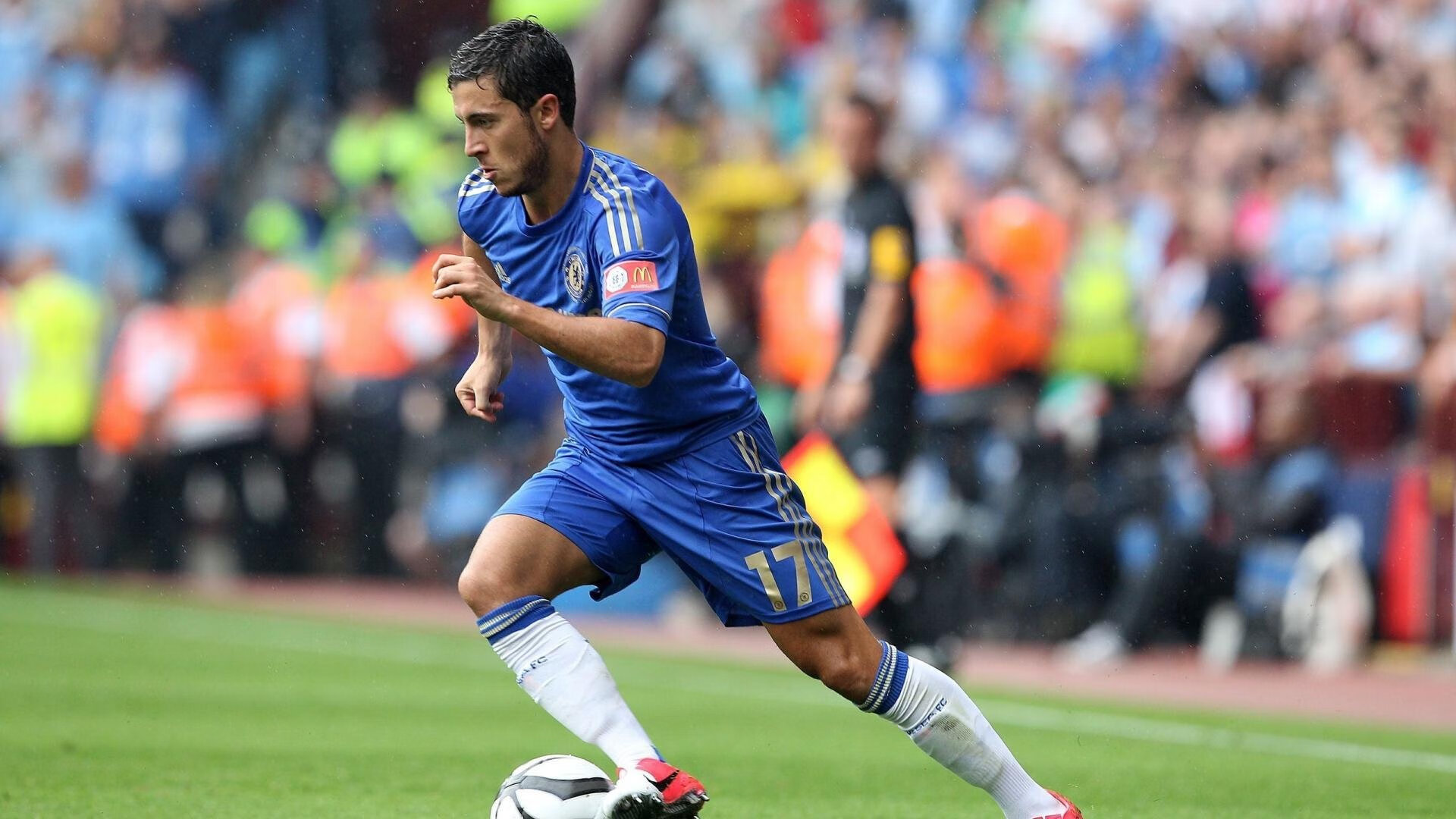 中国足球进攻端战术依赖点趋势统计，足球进攻战术分为哪三种